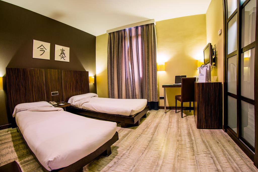 Hotel Arosa Madryt Zewnętrze zdjęcie