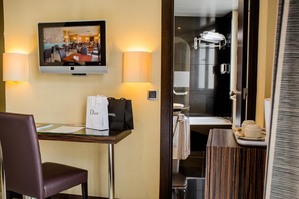 Hotel Arosa Madryt Zewnętrze zdjęcie