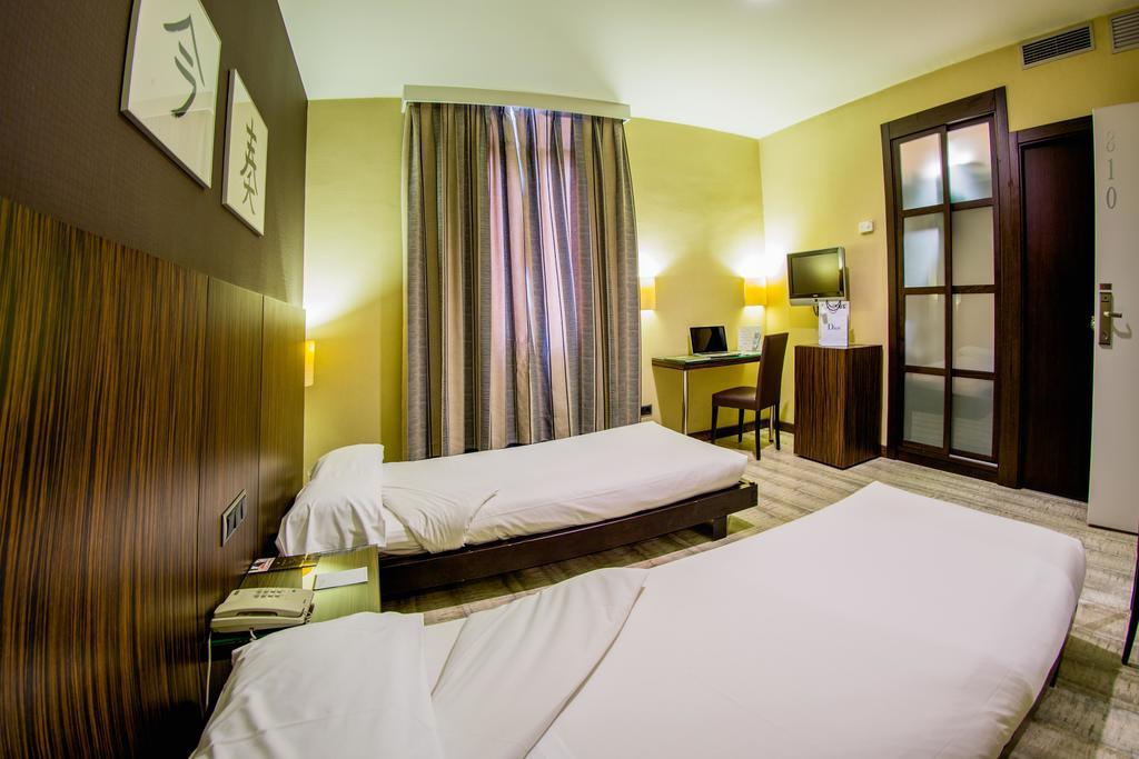 Hotel Arosa Madryt Zewnętrze zdjęcie